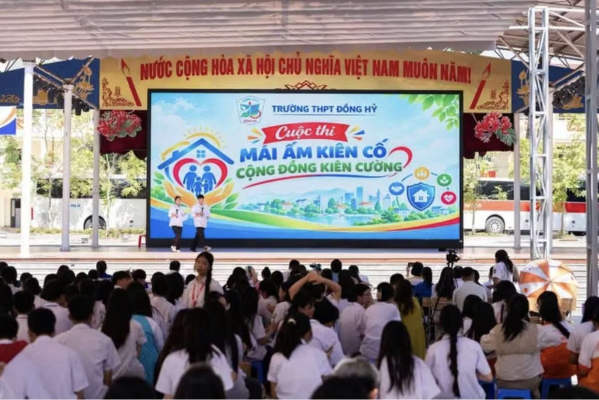 Cuộc thi thu hút hơn 8.000 học sinh và giáo viên từ năm trường trung học phổ thông trên địa bàn tỉnh Thái Nguyên
