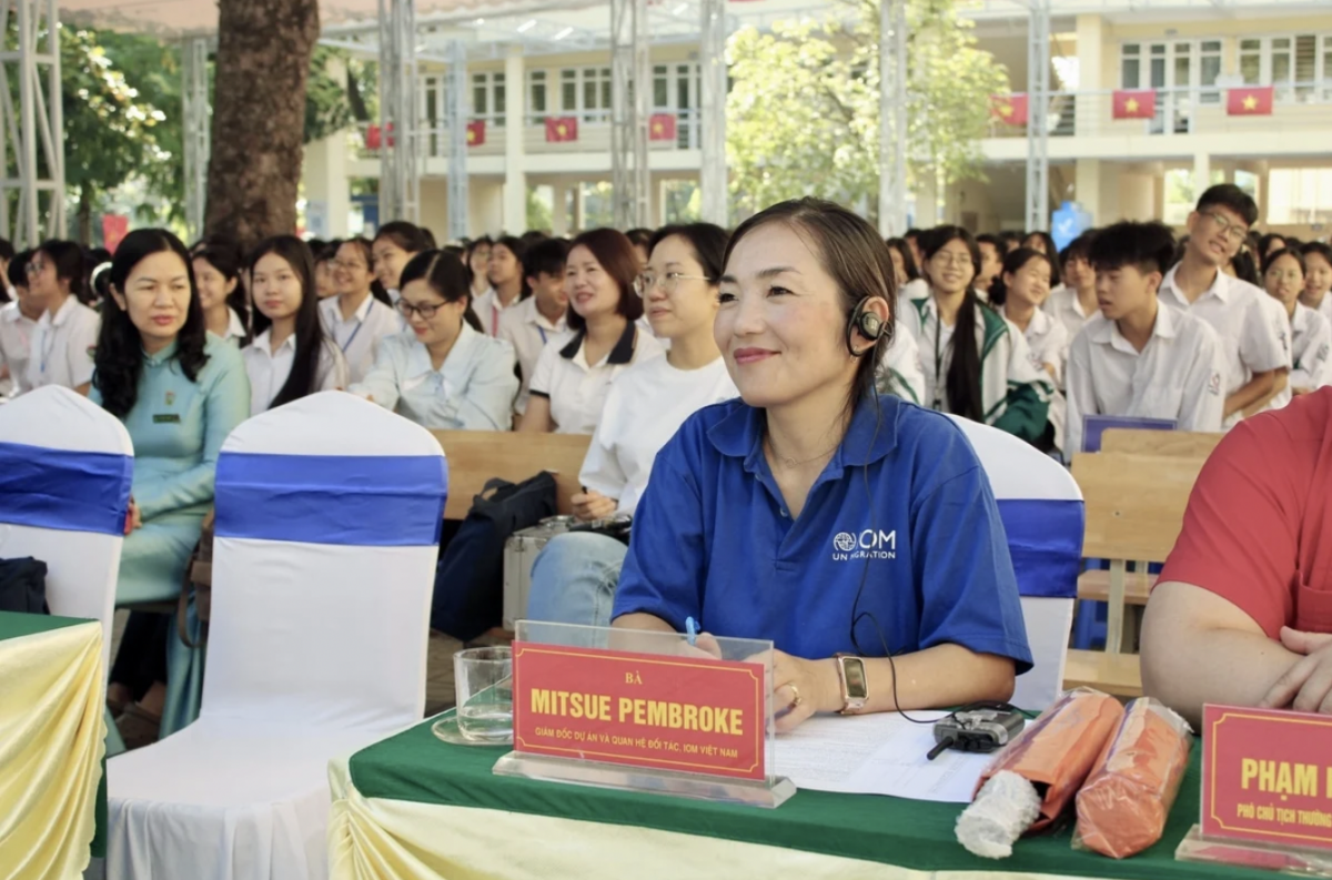 Bà Mitsue Pembroke, Giám đốc Dự án và Quan hệ Đối tác, IOM Việt Nam tới dự Vòng chung kết cuộc thi