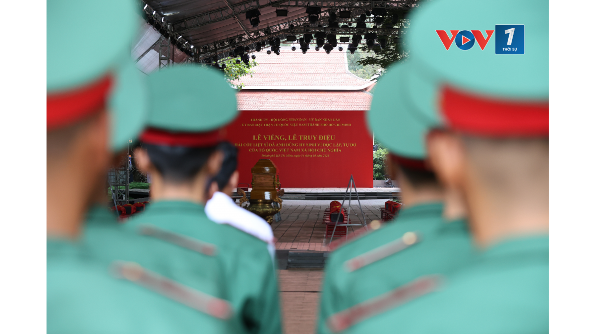 Sơ duyệt lễ viếng, truy điệu 731 hài cốt liệt sĩ tìm thấy tại Công viên Lê Thị Riêng. Ảnh: Tỷ Huỳnh