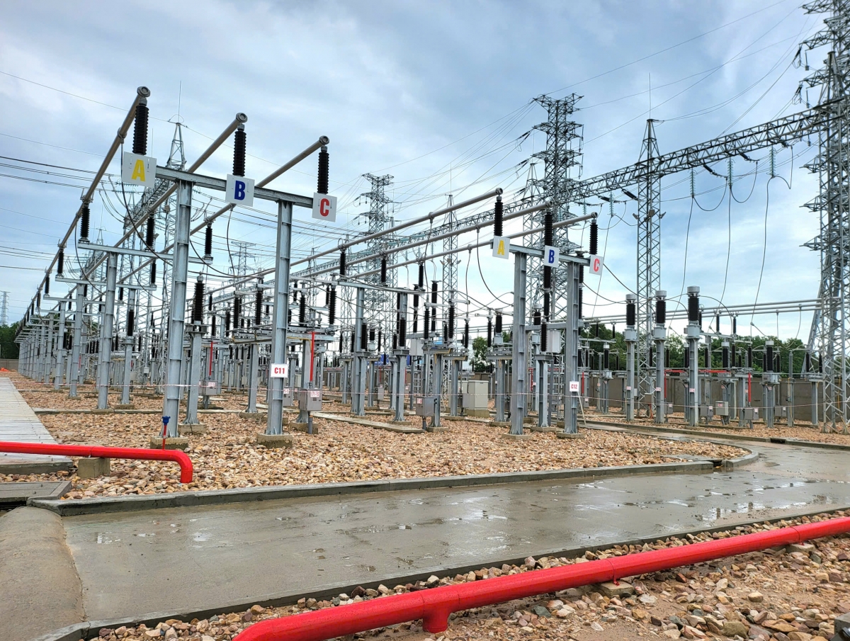 Một góc Trạm biến áp 220kV Phú Quốc