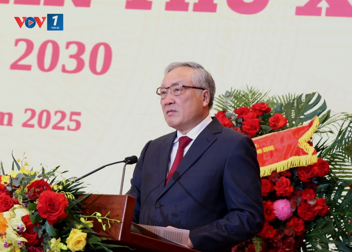 ptt_nguyen_hoa_binh_phat_bieu.jpg
